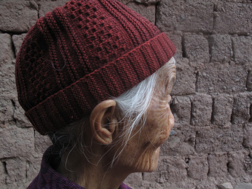 IMG LISTENING TO THIRD GRANDMOTHER'S STORIES 2JPG